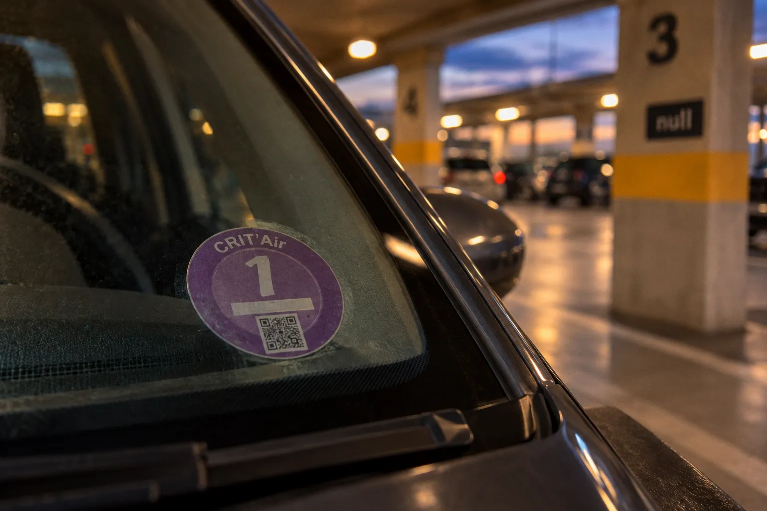 Location voiture jeune conducteur : les surcoûts à anticiper